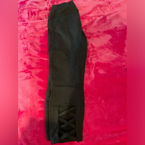 LaVie En Rose Workout Set - Picture 5 of 8